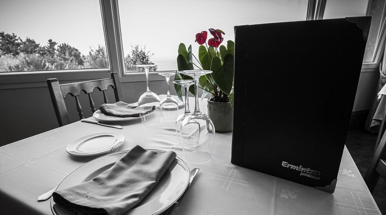 Hotel Ermintxo Ea Ngoại thất bức ảnh